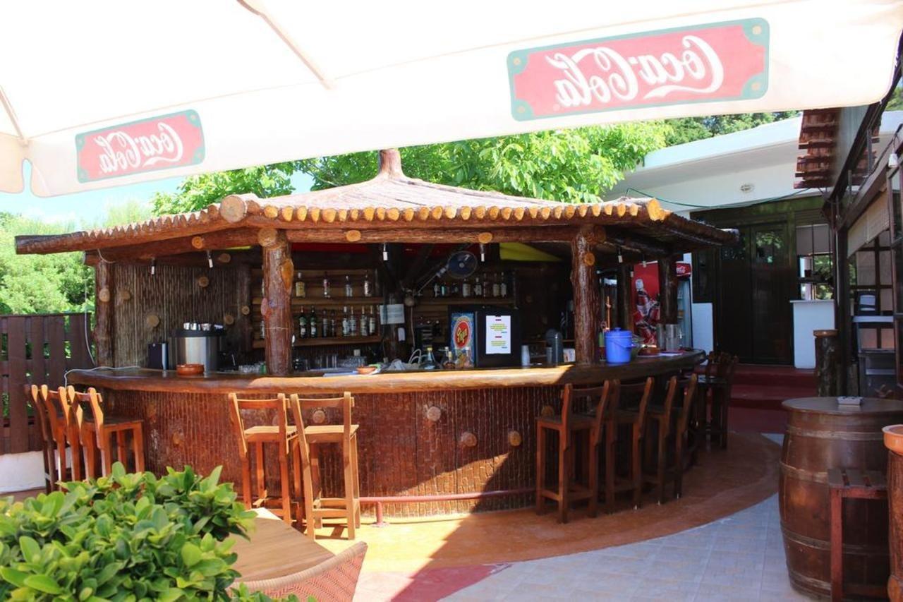 Hotel Asteria Ágios Kírykos Екстериор снимка