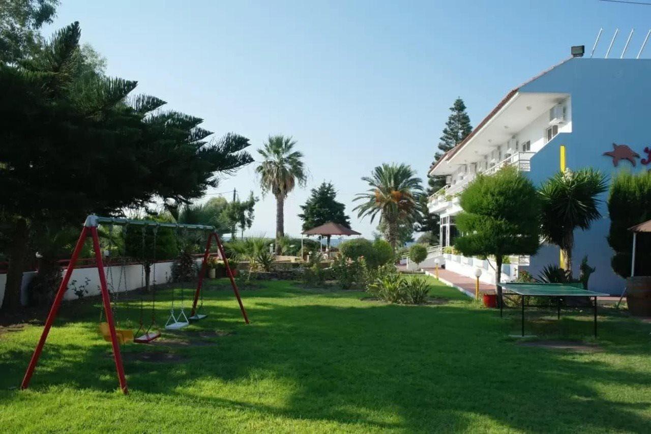 Hotel Asteria Ágios Kírykos Екстериор снимка
