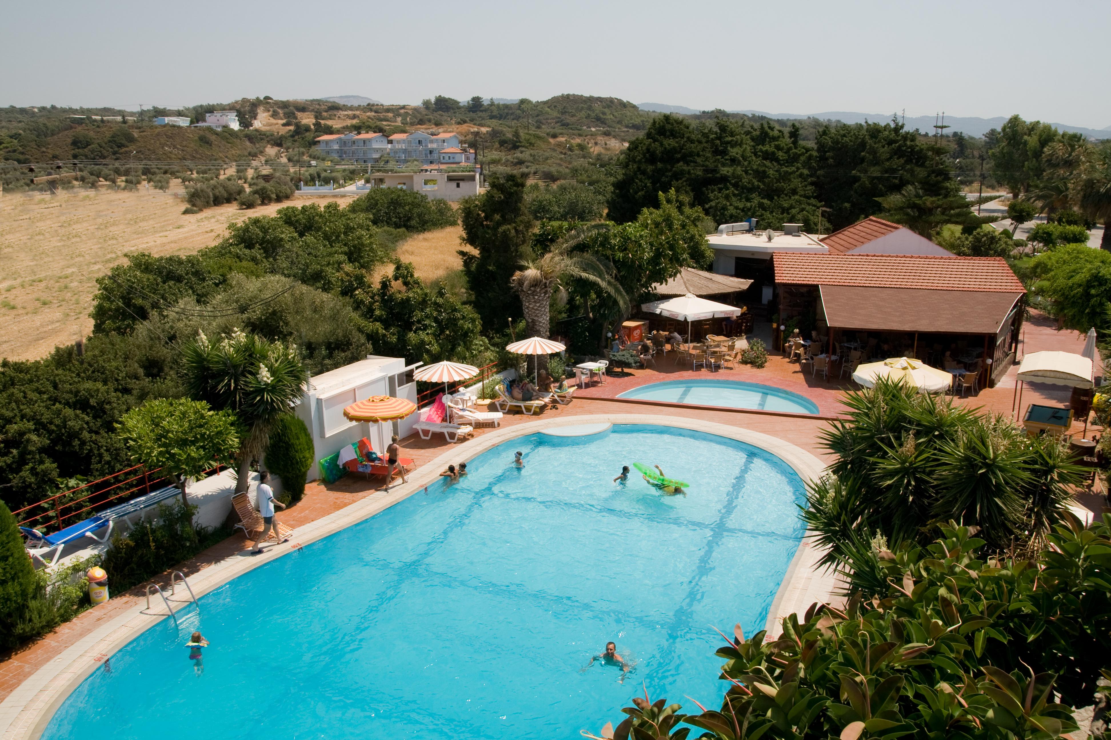 Hotel Asteria Ágios Kírykos Екстериор снимка