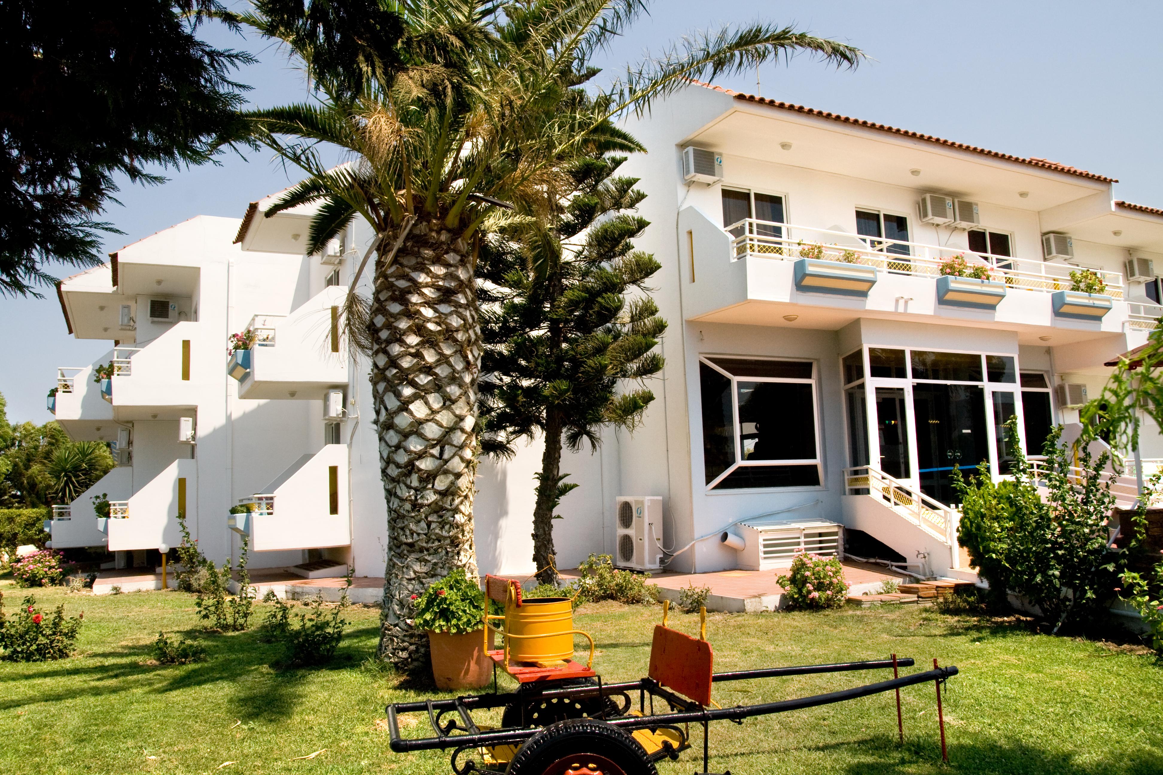 Hotel Asteria Ágios Kírykos Екстериор снимка
