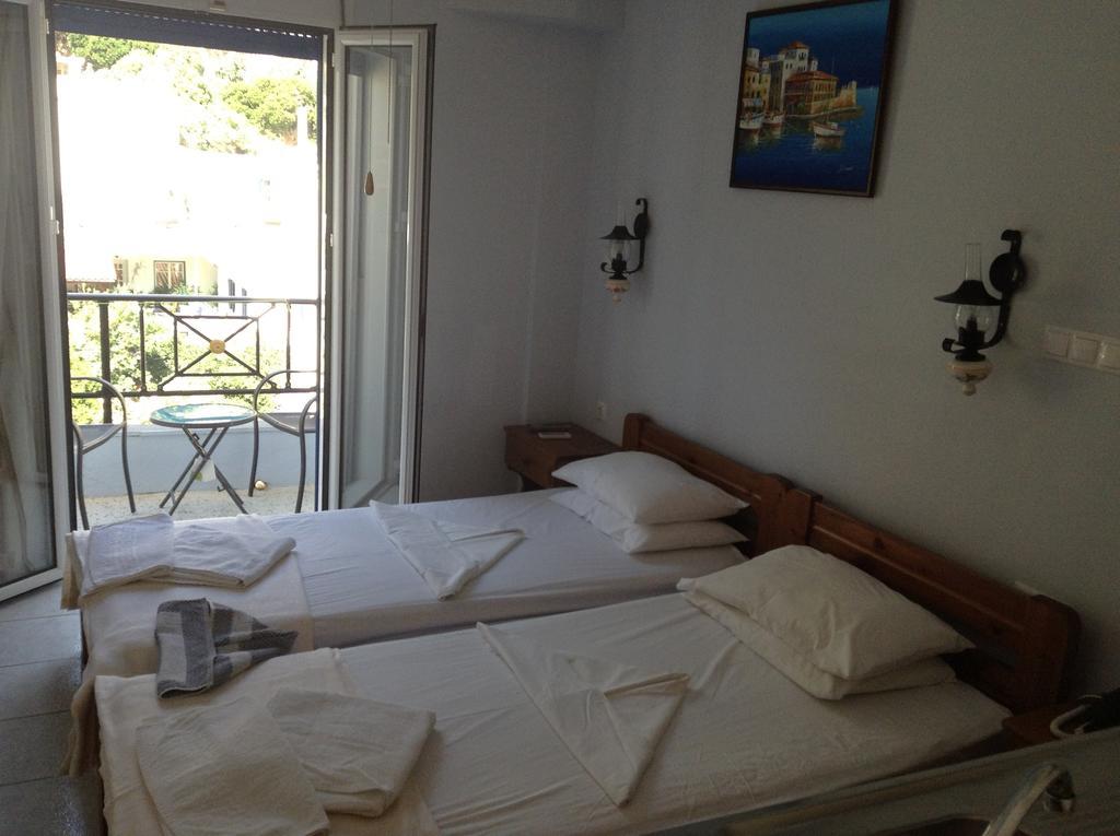 Hotel Asteria Ágios Kírykos Екстериор снимка