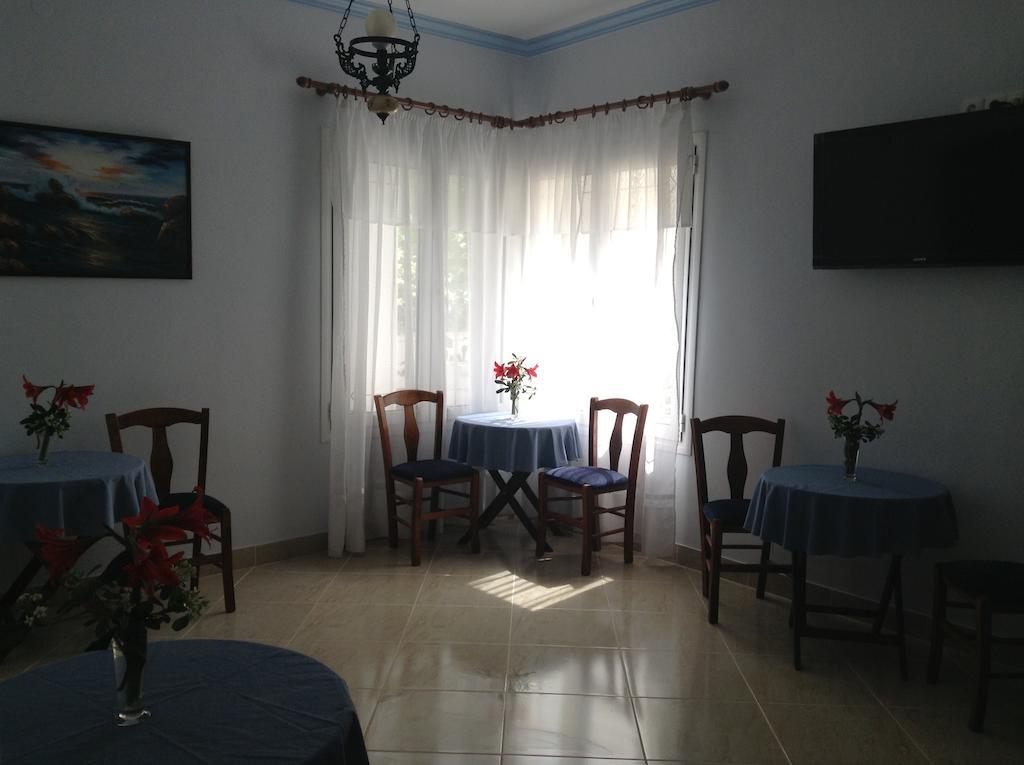 Hotel Asteria Ágios Kírykos Екстериор снимка