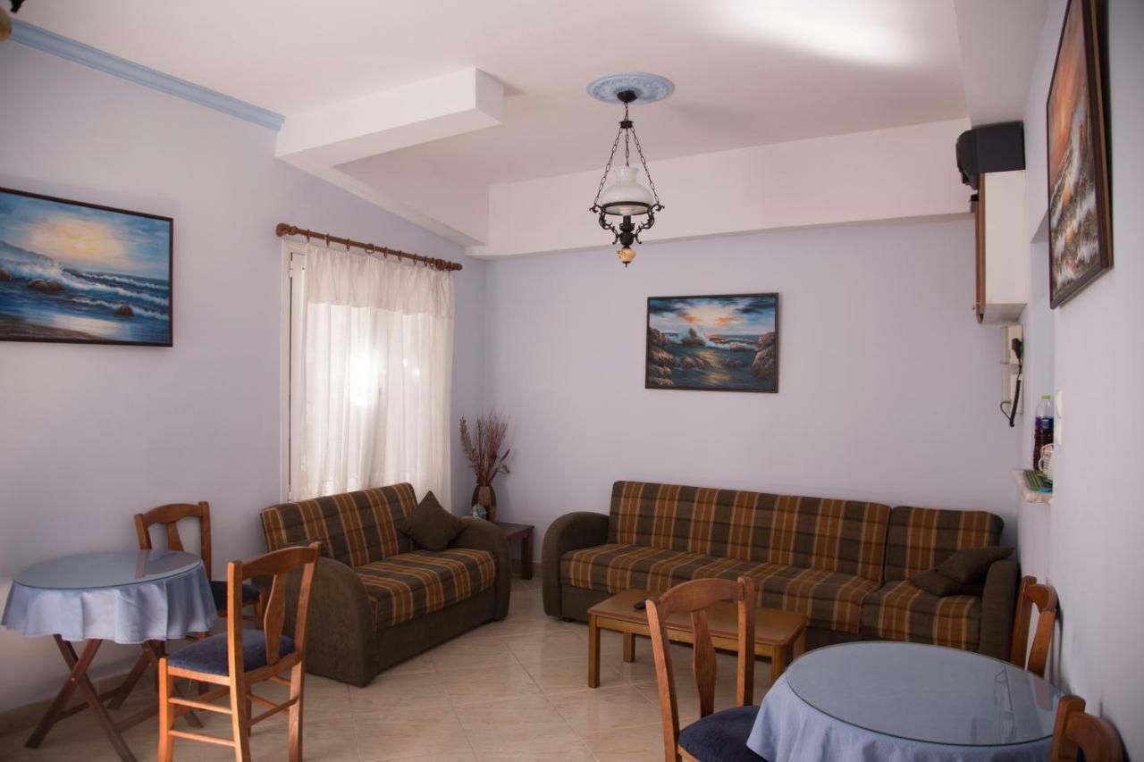 Hotel Asteria Ágios Kírykos Екстериор снимка